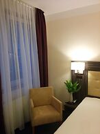 Hotel Famosa