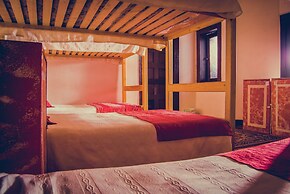 Landay Hostel