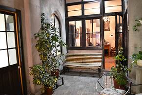 Landay Hostel