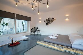 Thea Luxury Resort