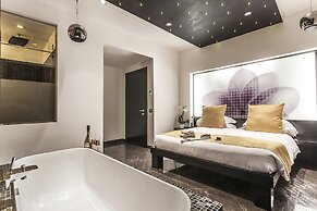 JC Hotel