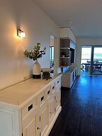 Riverside Apartments & Hotel Ballina