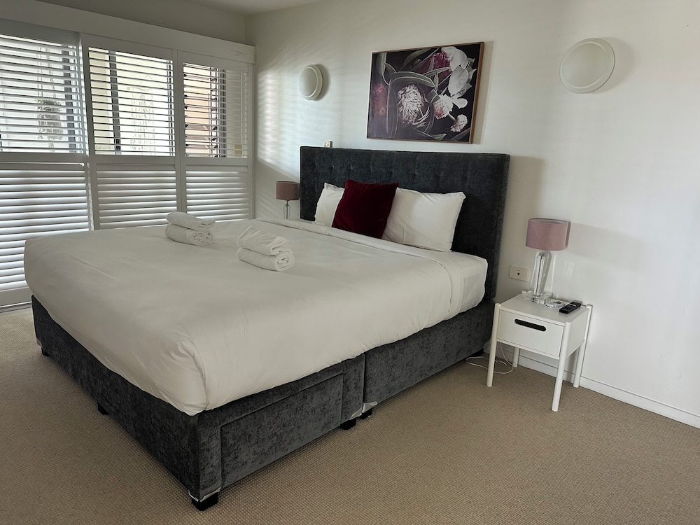 Riverside Apartments & Hotel Ballina
