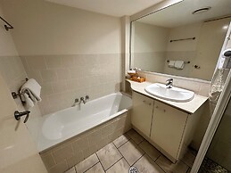 Riverside Apartments & Hotel Ballina