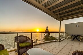 Riverside Apartments & Hotel Ballina