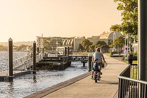 Riverside Apartments & Hotel Ballina