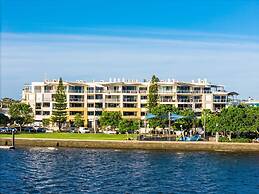 Riverside Apartments & Hotel Ballina