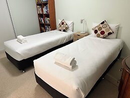 Riverside Apartments & Hotel Ballina