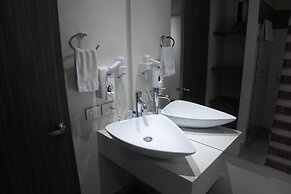 Aparta Suites Torre Poblado