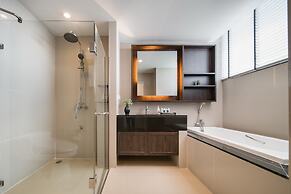 Altera Hotel and Residence
