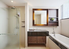 Altera Hotel and Residence