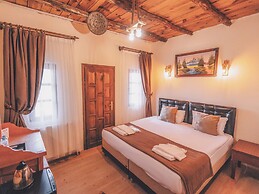 TURBEL CAVE HOUSE