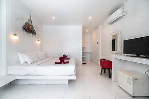 Crystal Bay Beach Resort
