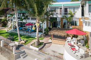 Crystal Bay Beach Resort