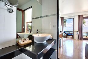 Crystal Bay Beach Resort