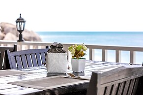 Crystal Bay Beach Resort