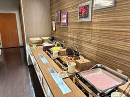 Hotel Route Inn Naha Tomariko