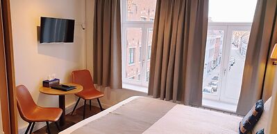 Hotel Asiris