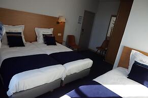 Hotel Asiris