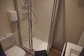 Hotel Asiris