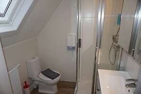 Hotel Asiris