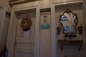 Hotel Asiris