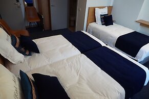 Hotel Asiris