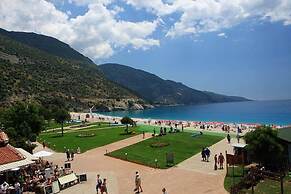 Magic Tulip Beach Hotel