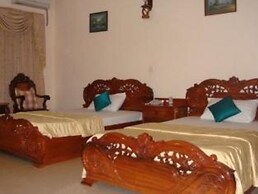 Star Hotel