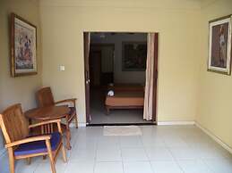 Lokasari Bungalows Spa & Gallery