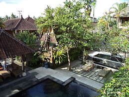 Lokasari Bungalows Spa & Gallery