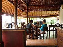 Lokasari Bungalows Spa & Gallery