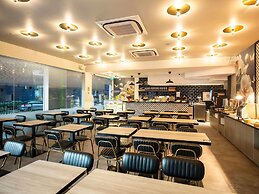 ibis Styles Singapore Albert