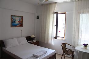 Adali Pansiyon