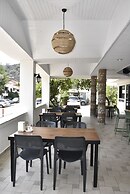 Magic Tulip Hotel