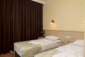 Magic Tulip Hotel
