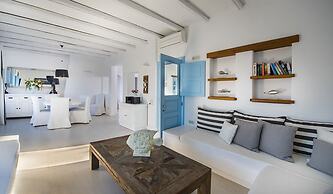 Anema Boutique Hotel & Villas Santorini
