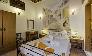 Camelot Traditional & Classic Hotel