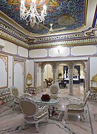 Chunda Palace
