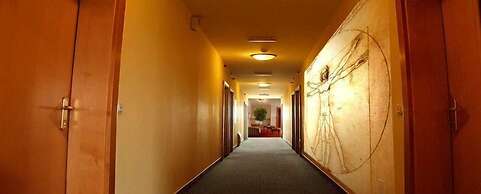 Hotel Leonardo