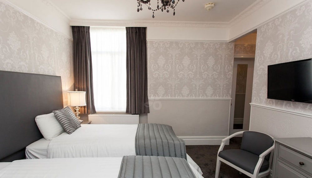 Lincoln House Hotel