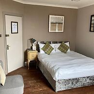 The George Hotel