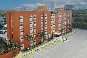 City Express Junior by Marriott Cancun