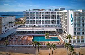 Universal Hotel Romantica