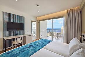 Universal Hotel Romantica