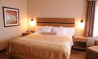 Best Western Plus Chateau Inn Sylvan Lake