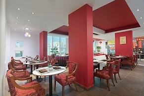 Al Hail Waves Hotel Managed By Centara