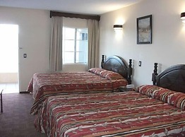 Hotel Pueblito Inn