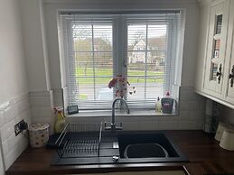 Whitehouse Guest House