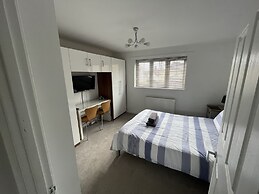 Whitehouse Guest House